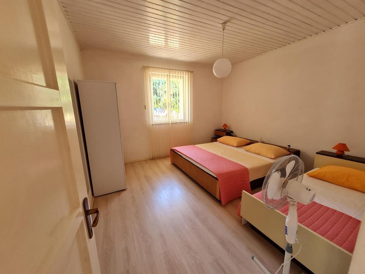 Guest House Barba Bibinje Exterior photo